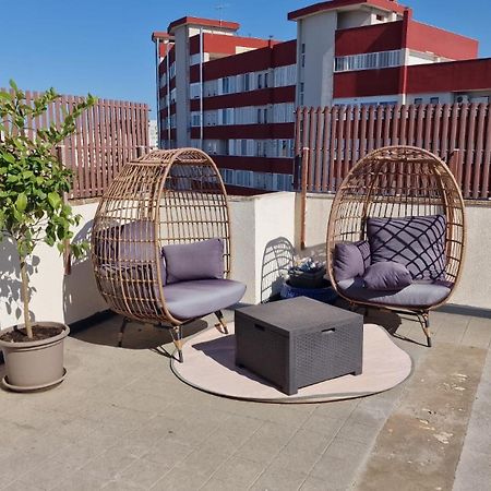 Luxus P4T Family 3 Bedroom With Pool, Tennis Court And Sauna Бриндизи Экстерьер фото