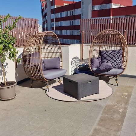 Luxus P4T Family 3 Bedroom With Pool, Tennis Court And Sauna Бриндизи Экстерьер фото