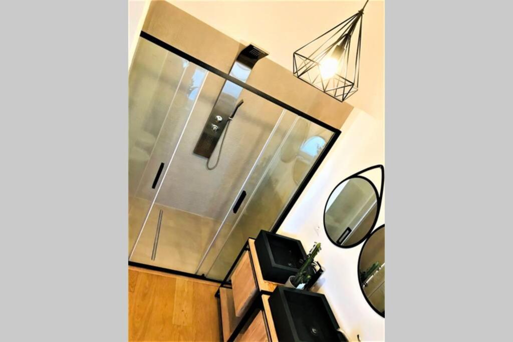 Luxus P4T Family 3 Bedroom With Pool, Tennis Court And Sauna Бриндизи Экстерьер фото