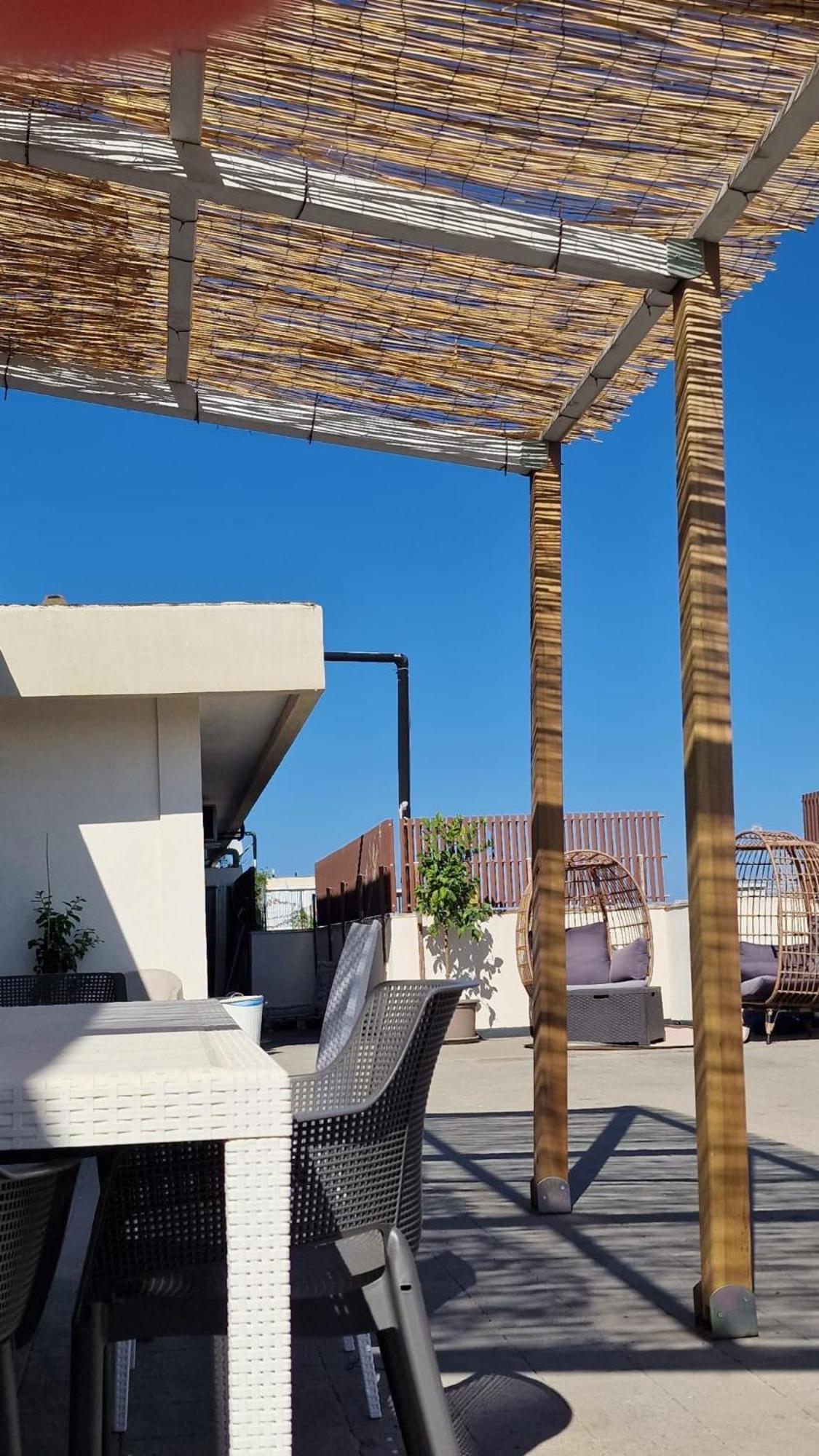 Luxus P4T Family 3 Bedroom With Pool, Tennis Court And Sauna Бриндизи Экстерьер фото